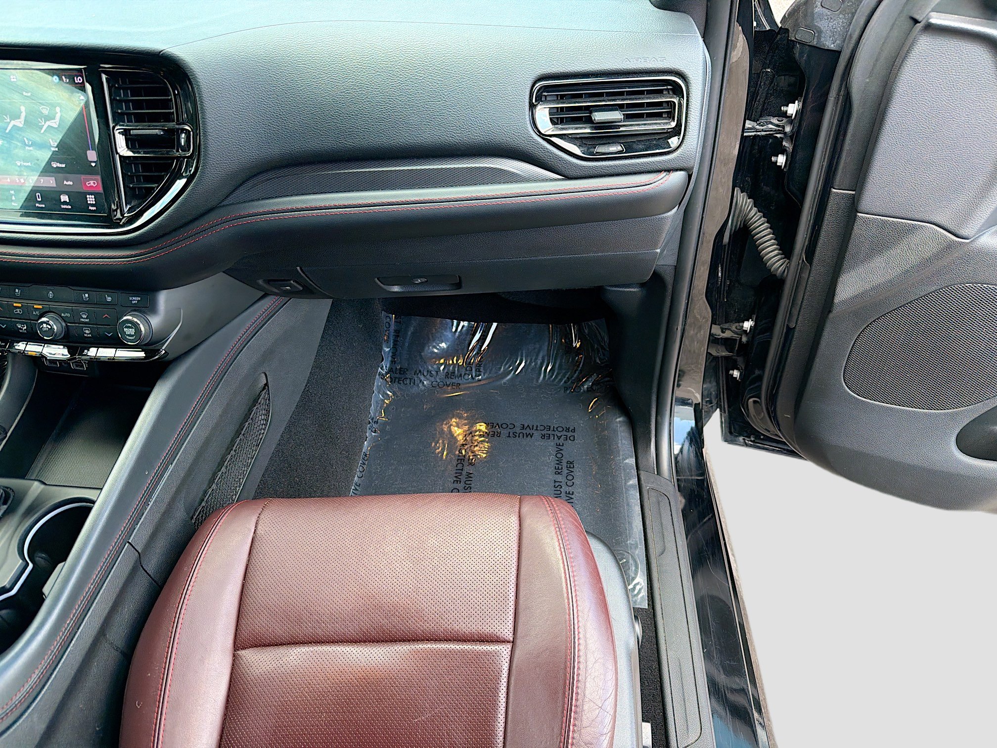 Used 2023 Dodge Durango GT AWD/4WD image 16