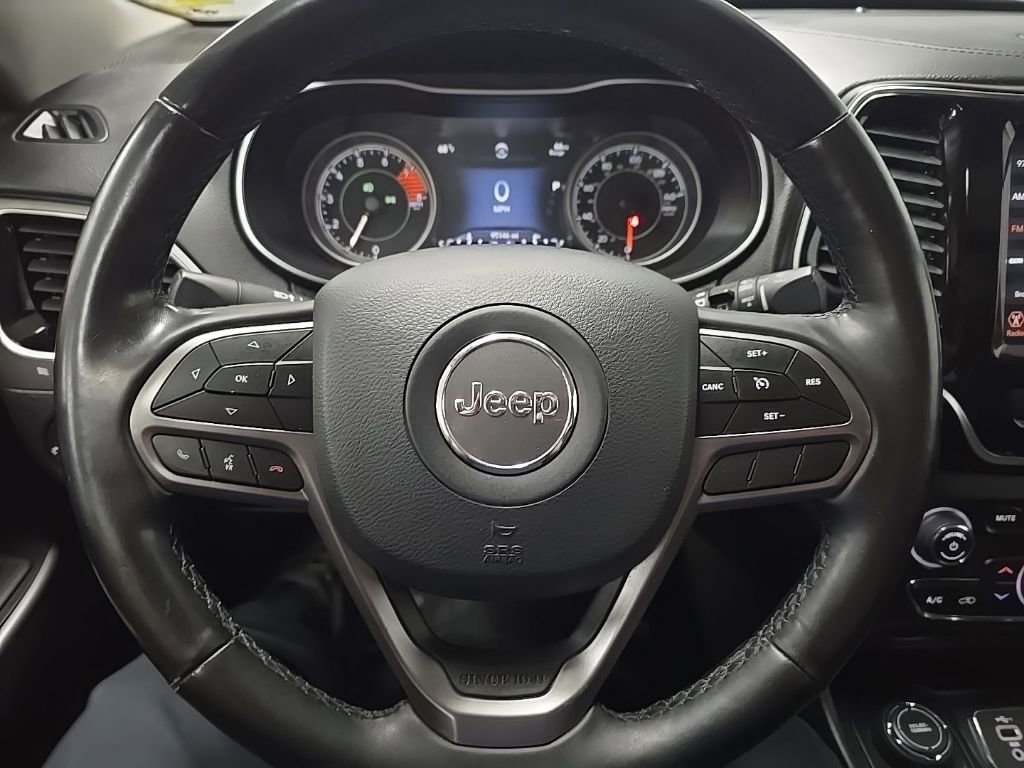 Used 2019 Jeep Cherokee Limited AWD/4WD image 19