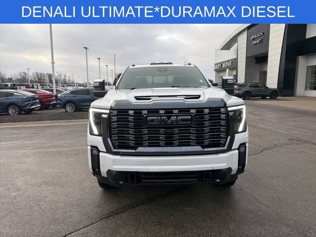 Used 2024 GMC Sierra 3500 Denali Ultimate image 4