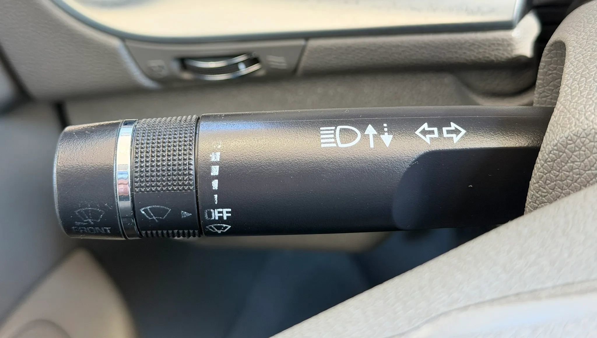 Used 2016 Chevrolet Traverse LT image 11