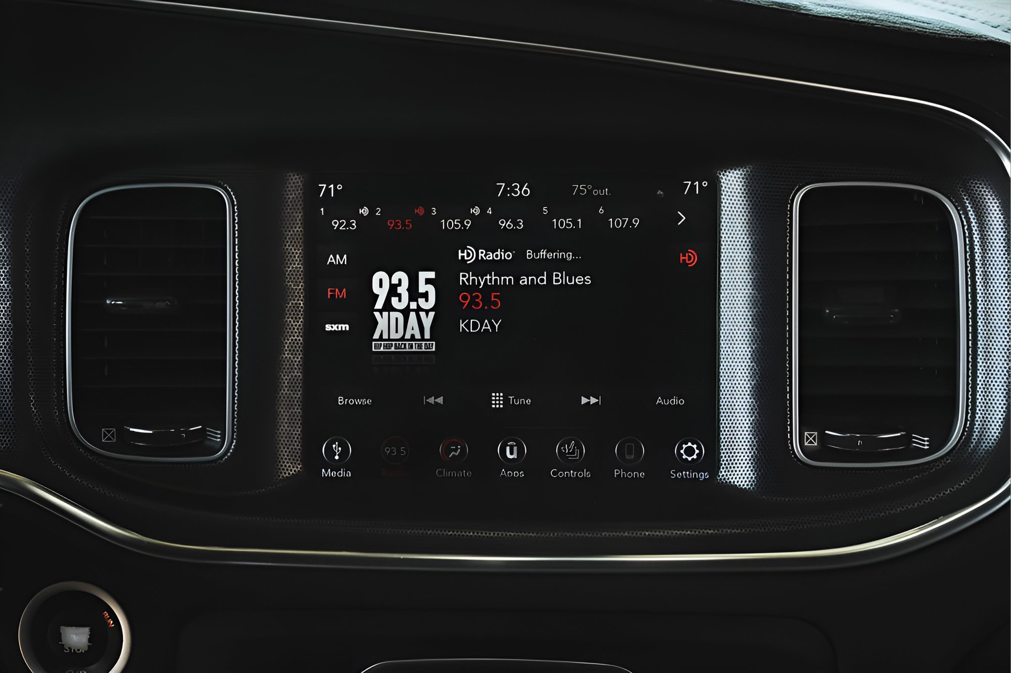 Used 2018 Dodge Charger R/T image 28