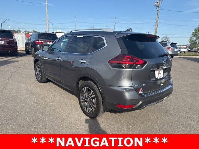 Used 2019 Nissan Rogue SV w/ Sun & Sound Touring Package AWD/4WD image 5