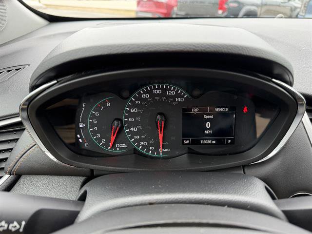 Used 2017 Chevrolet Trax LT w/ LT Convenience Package AWD/4WD image 17
