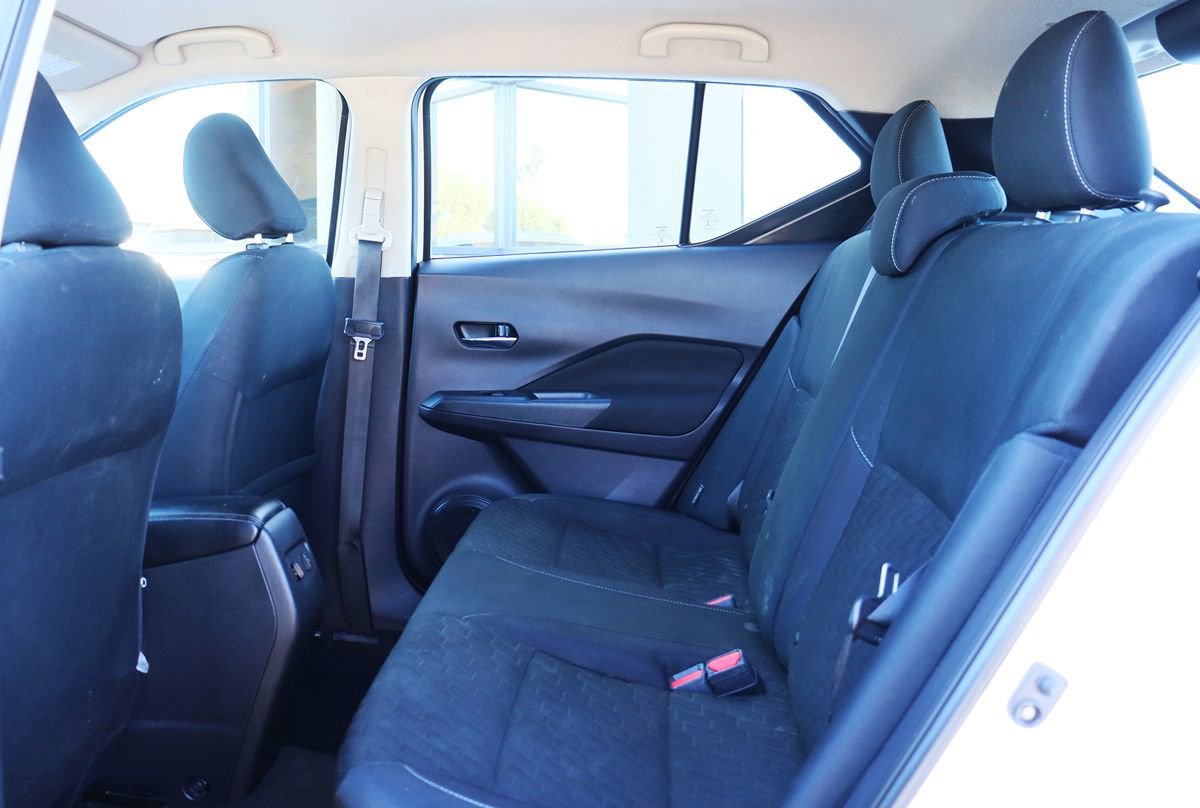 Used 2021 Nissan Kicks SV FWD image 30