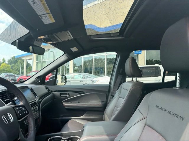 Certified 2024 Honda Ridgeline Black Edition image 13