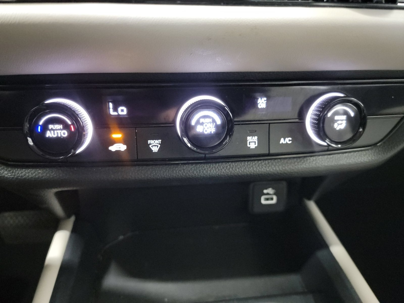 Certified 2024 Honda HR-V LX image 29