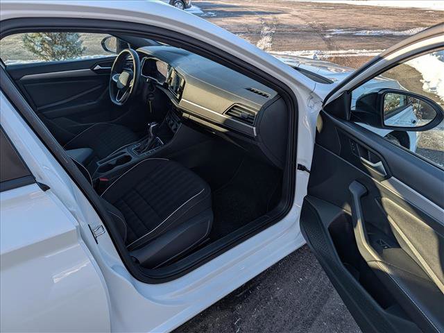 Certified 2023 Volkswagen Jetta Sport image 11