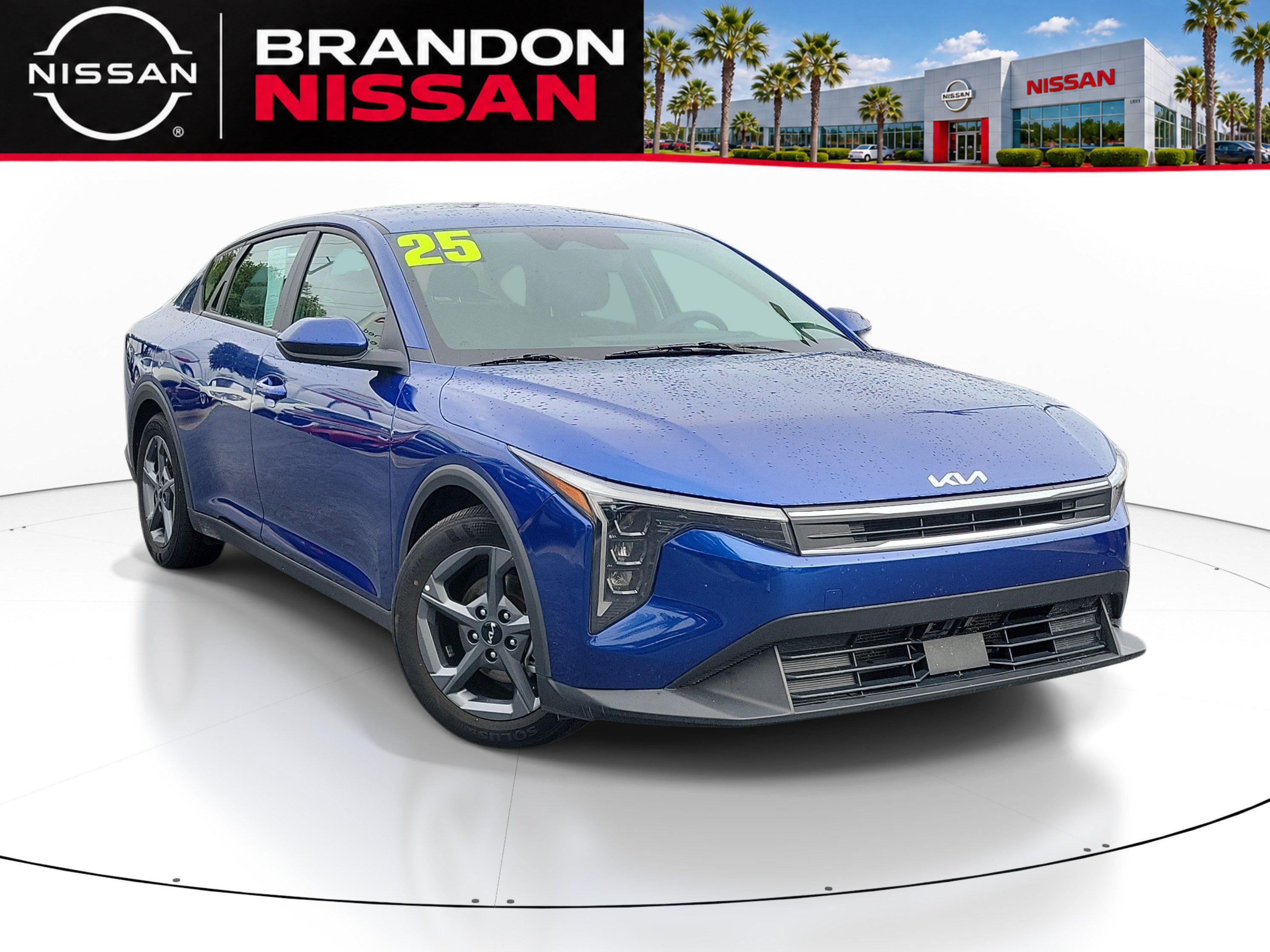 Used 2025 Kia K4 FWD image 1