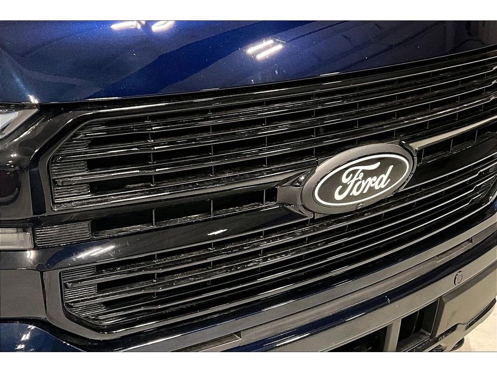 Used 2025 Ford F150 Platinum AWD/4WD image 31