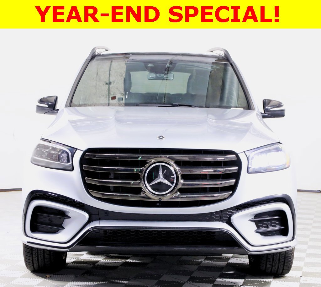 Used 2025 Mercedes-Benz GLS 450 4MATIC image 2