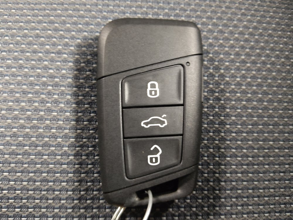 Used 2025 Volkswagen Taos S FWD image 32