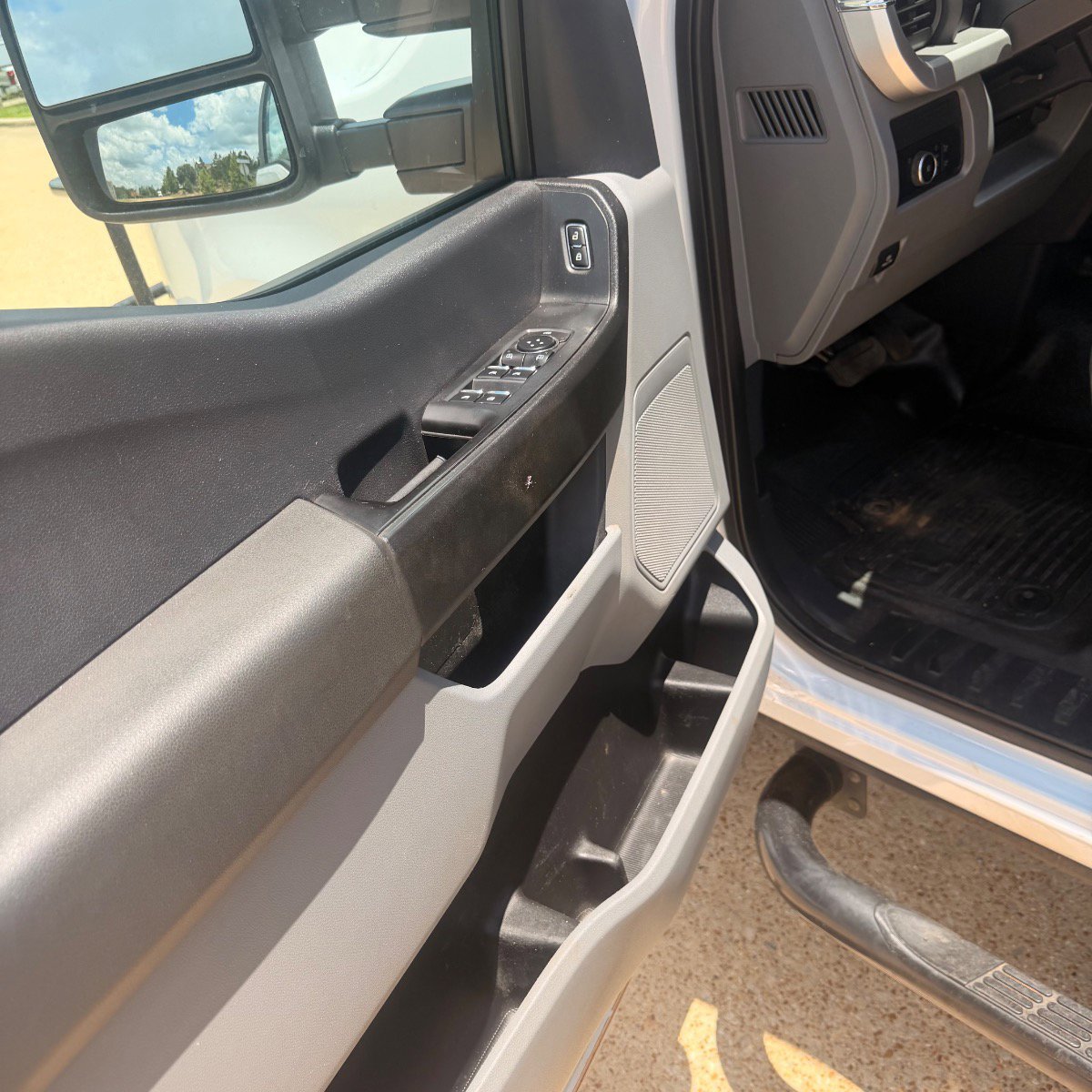 Used 2023 Ford F350 XL w/ XL Chrome Package AWD/4WD image 11