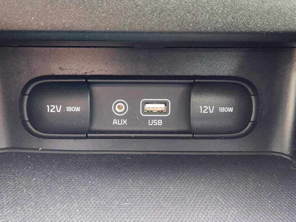 Certified 2021 Kia Forte LXS image 24