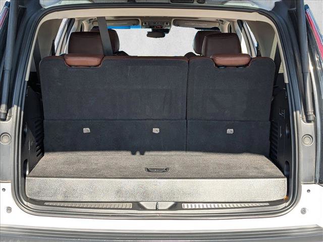 Used 2020 Cadillac Escalade Luxury image 6
