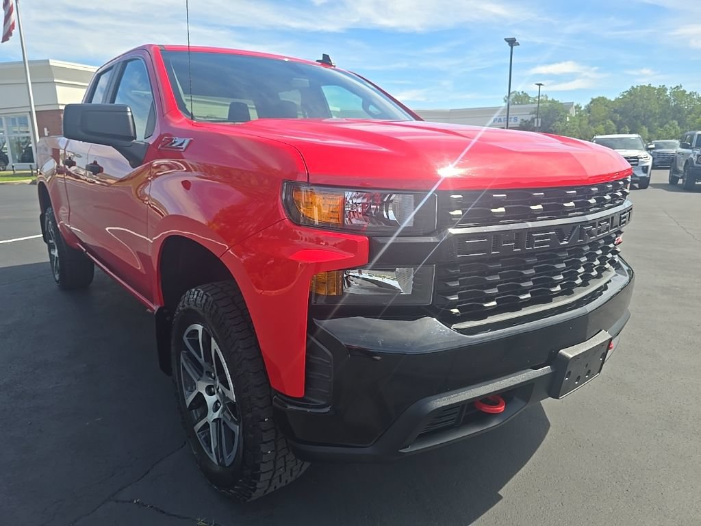 Used 2019 Chevrolet Silverado 1500 Custom Trail Boss w/ Custom Convenience Package AWD/4WD image 13