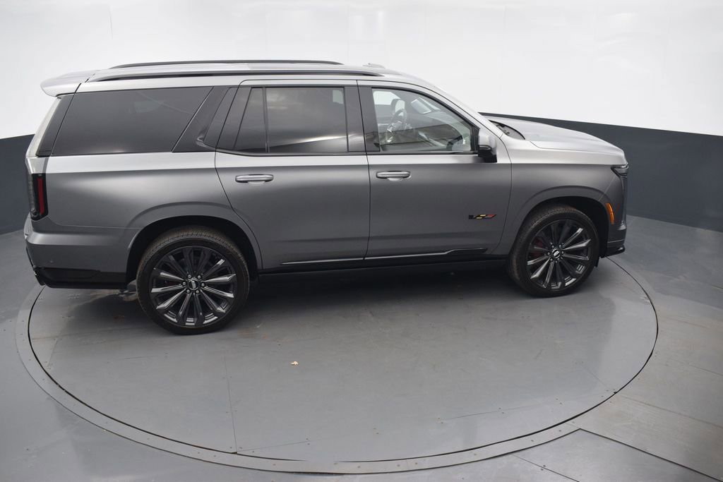 Certified 2026 Cadillac Escalade V w/ LPO, Onyx Lite Package image 50