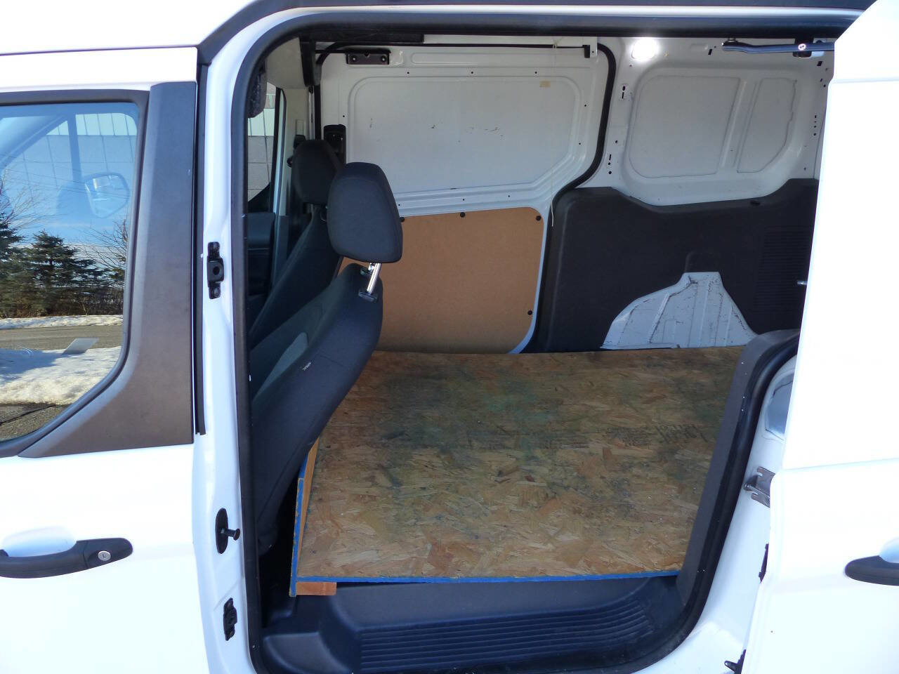 Used 2020 Ford Transit Connect XL image 32