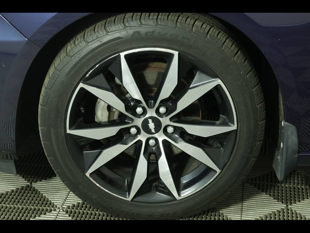 Used 2018 Chevrolet Malibu LT FWD image 7
