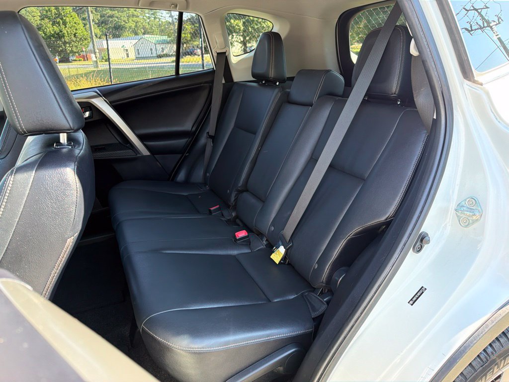 Used 2013 Toyota RAV4 Limited AWD/4WD image 20