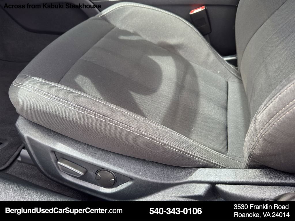 Used 2022 Ford Mustang GT image 13