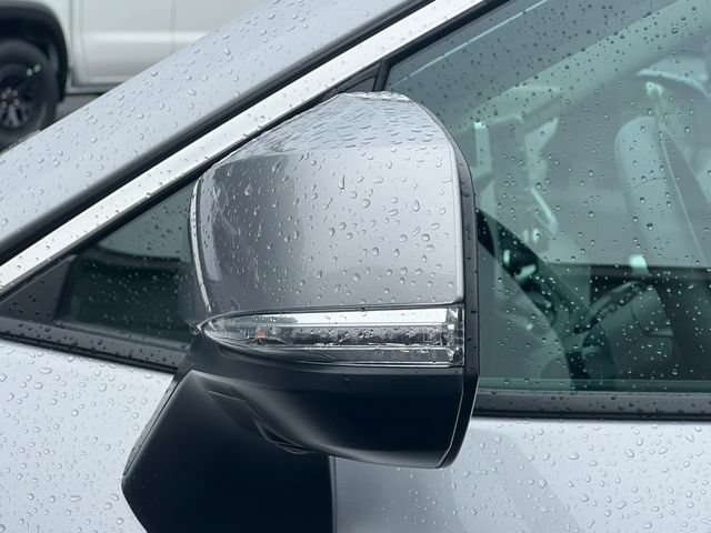 Used 2022 Toyota RAV4 Limited AWD/4WD image 45
