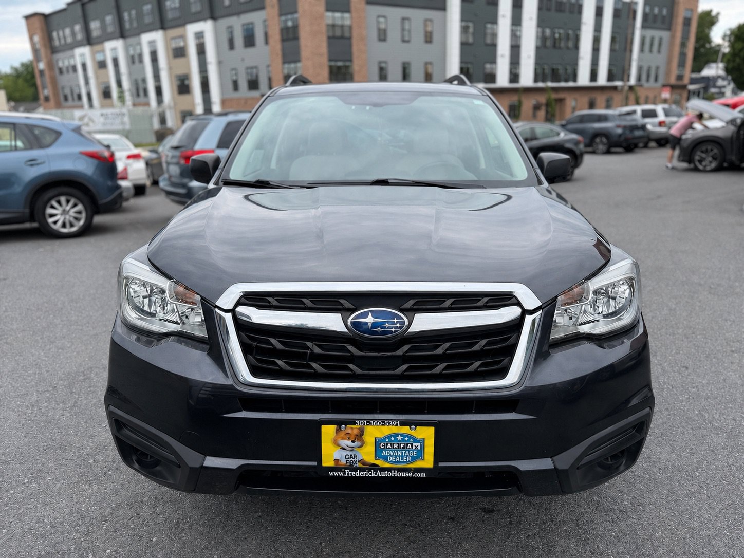 Used 2017 Subaru Forester 2.5i w/ Alloy Wheel Package AWD/4WD image 2
