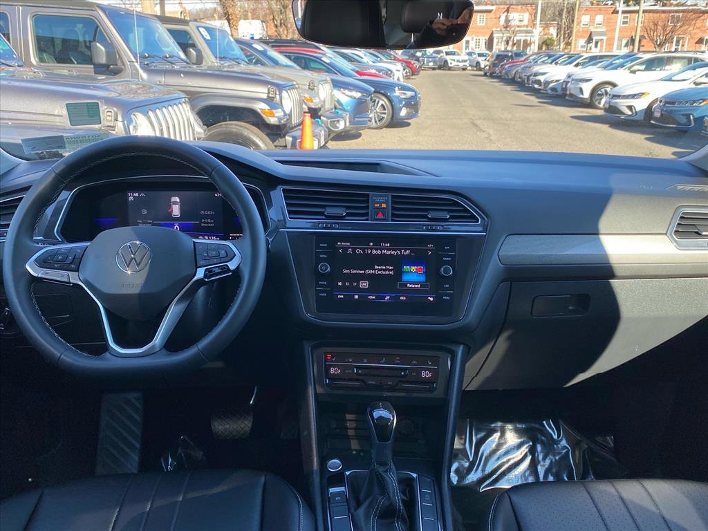 Certified 2022 Volkswagen Tiguan SE image 10