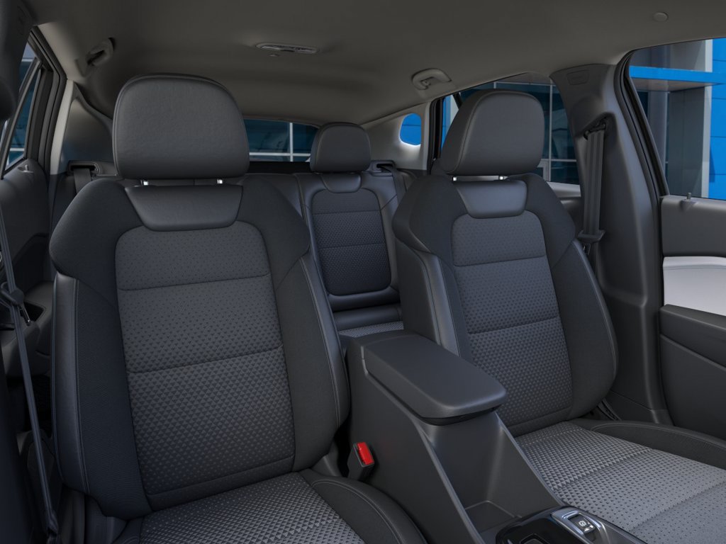 New 2026 Chevrolet Trax LT w/ LT Convenience Package FWD image 16