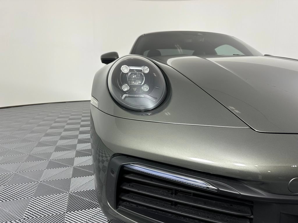 Certified 2022 Porsche 911 Carrera RWD image 9