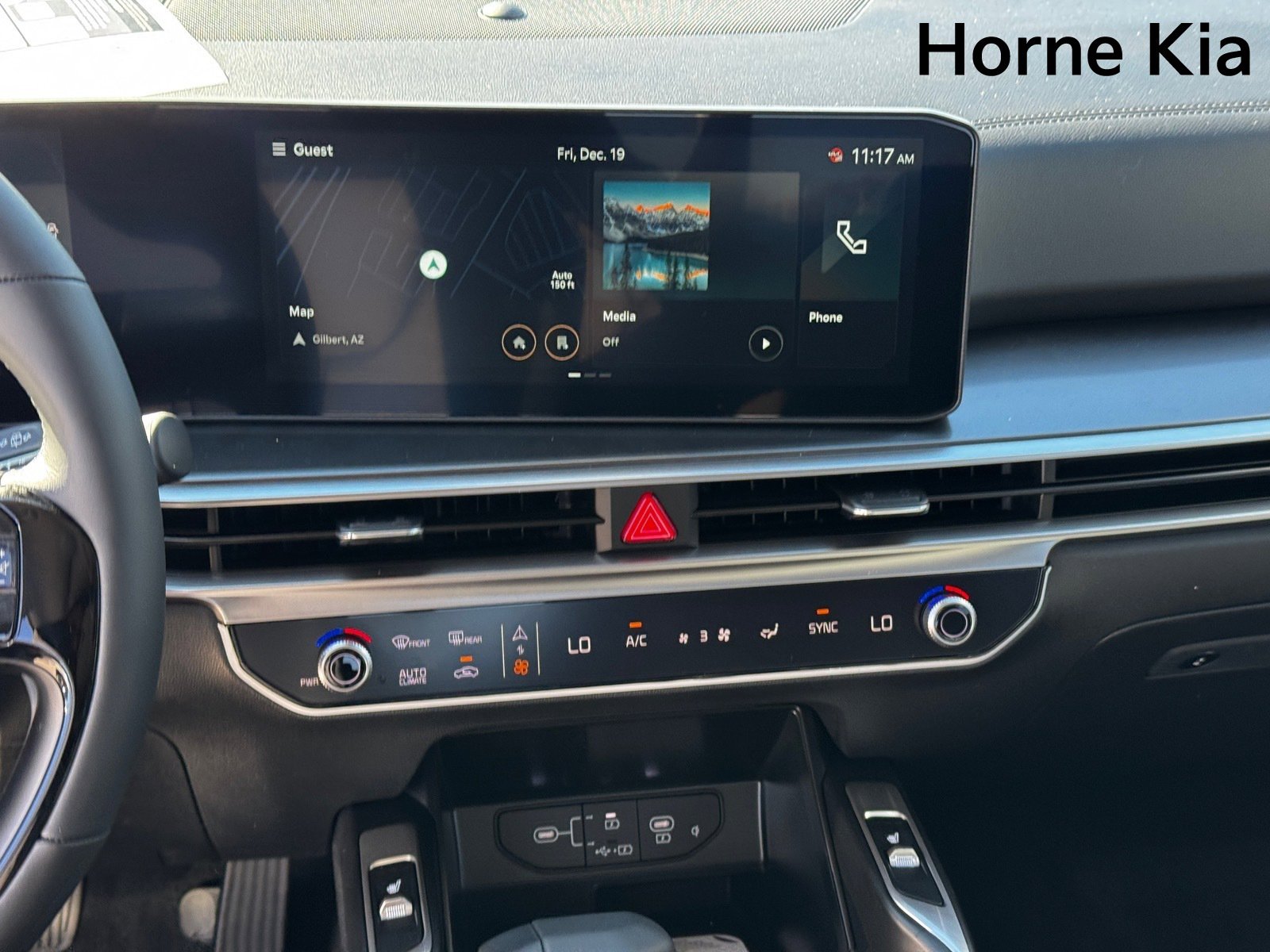New 2026 Kia Sorento EX w/ EX Premium Package FWD image 13