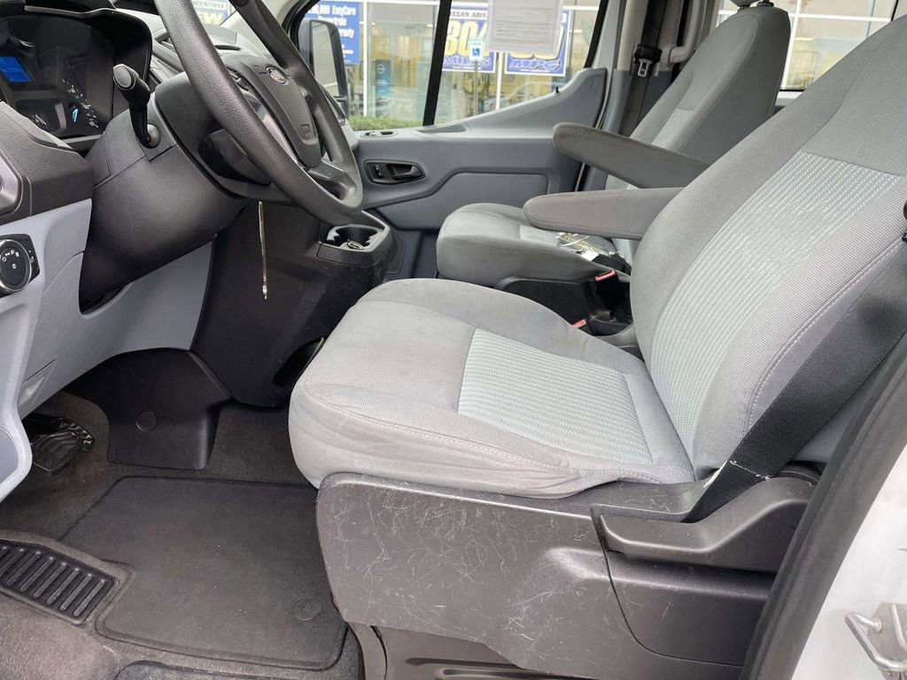 Used 2019 Ford Transit 350 XLT image 16