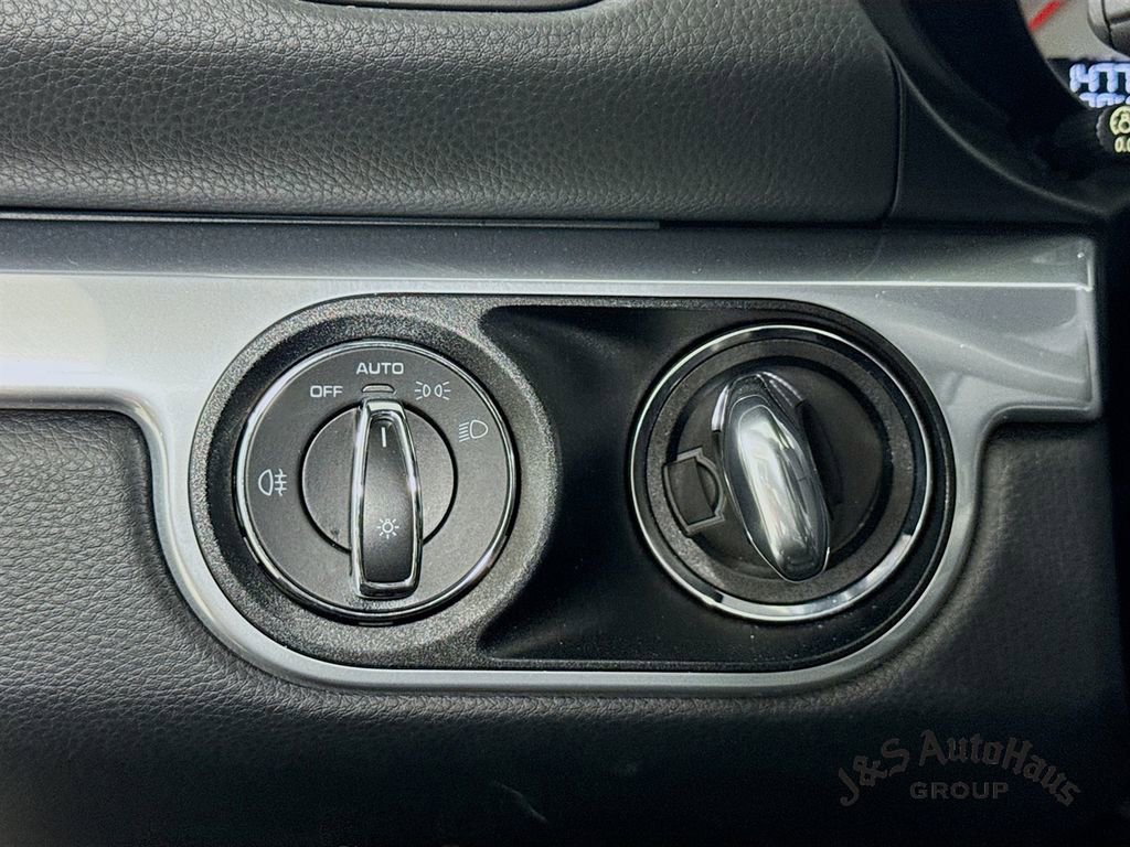 Used 2018 Porsche 718 Cayman S image 10