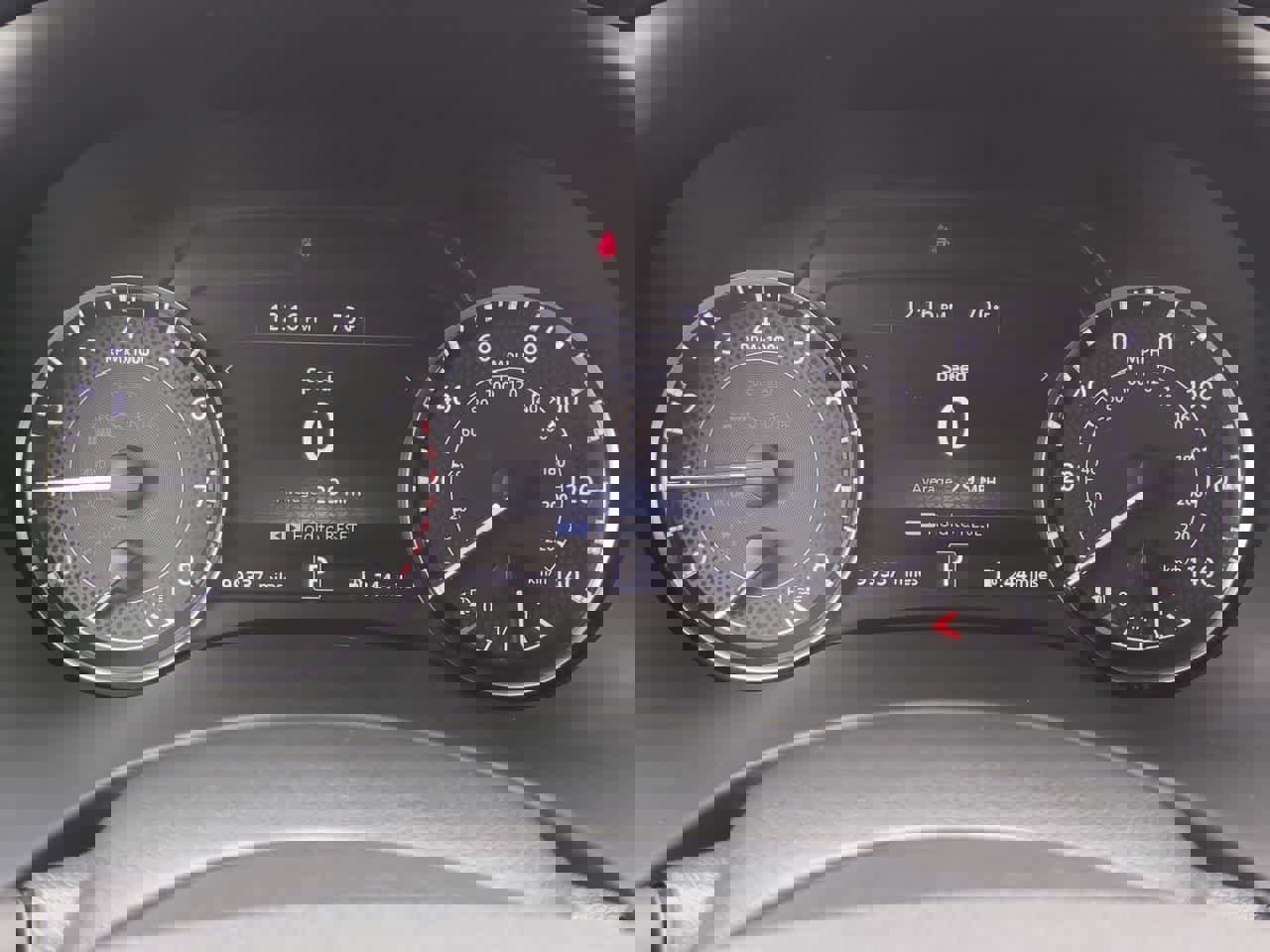 Used 2021 Nissan Armada SV image 34