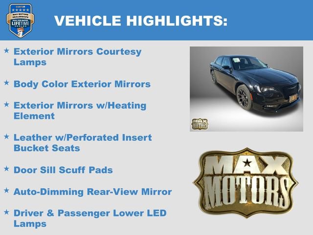 Used 2023 Chrysler 300 Touring L w/ Comfort Group image 17