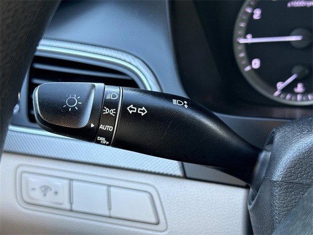 Used 2015 Hyundai Sonata SE w/ Option Group 09 image 26