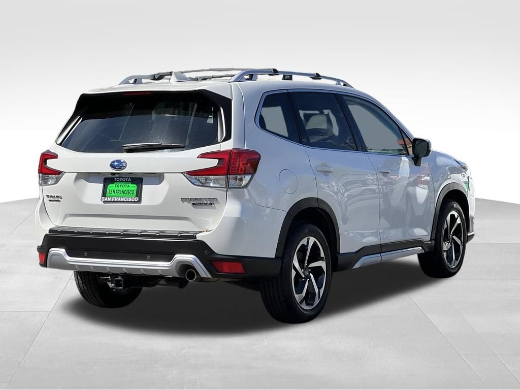 Used 2023 Subaru Forester Touring w/ Popular Package #2 AWD/4WD image 5