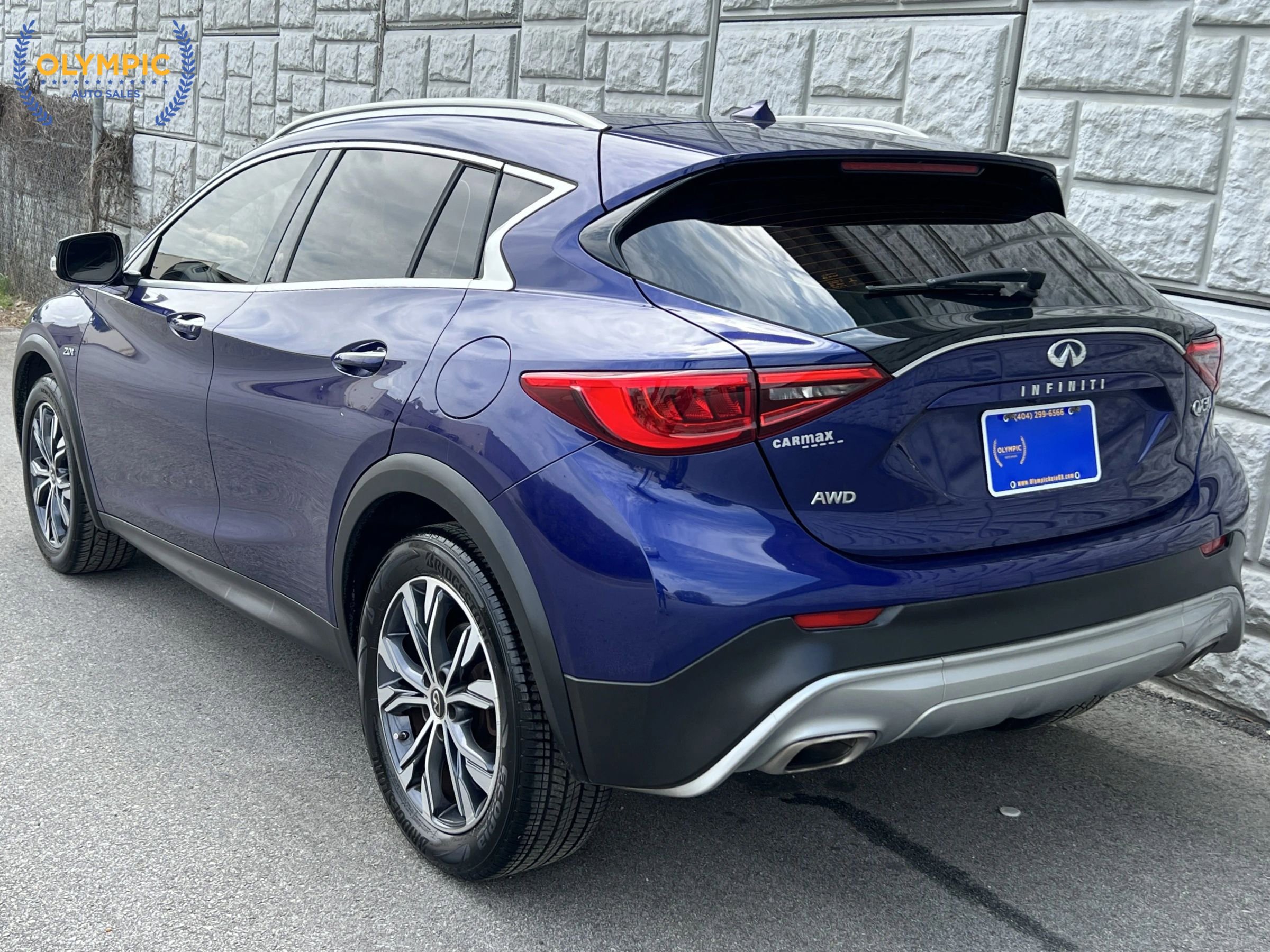 Used 2018 INFINITI QX30 Premium w/ Cargo Package AWD/4WD image 4