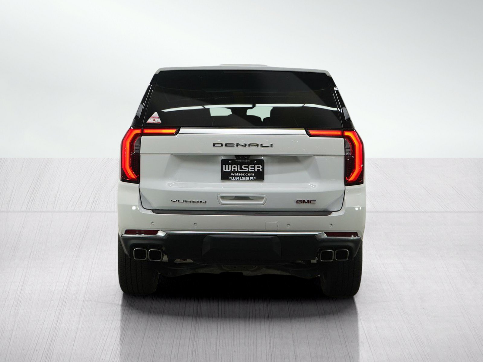 Used 2025 GMC Yukon Denali w/ Denali Reserve Package AWD/4WD image 4