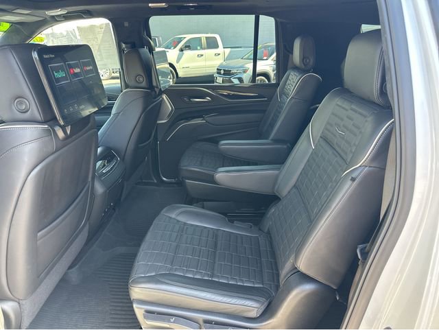 Certified 2024 Cadillac Escalade ESV V w/ LPO, ONYX Package AWD/4WD image 7