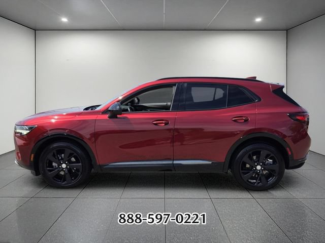 Used 2021 Buick Envision Essence w/ Sport Touring Package FWD image 2