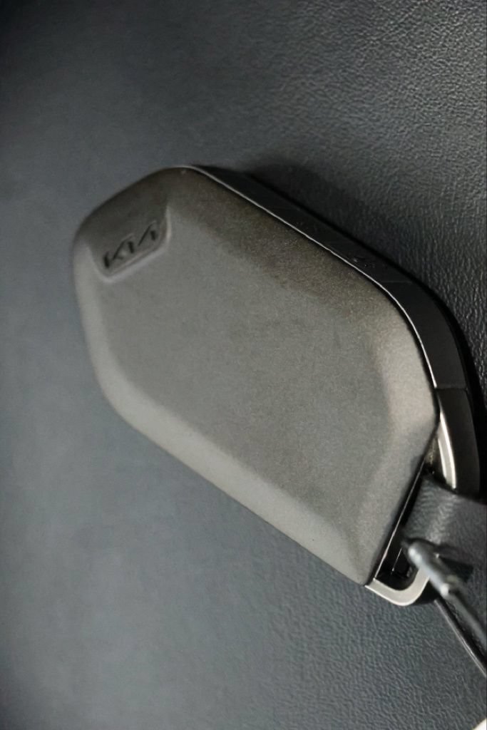 Used 2025 Kia Telluride S AWD/4WD image 40