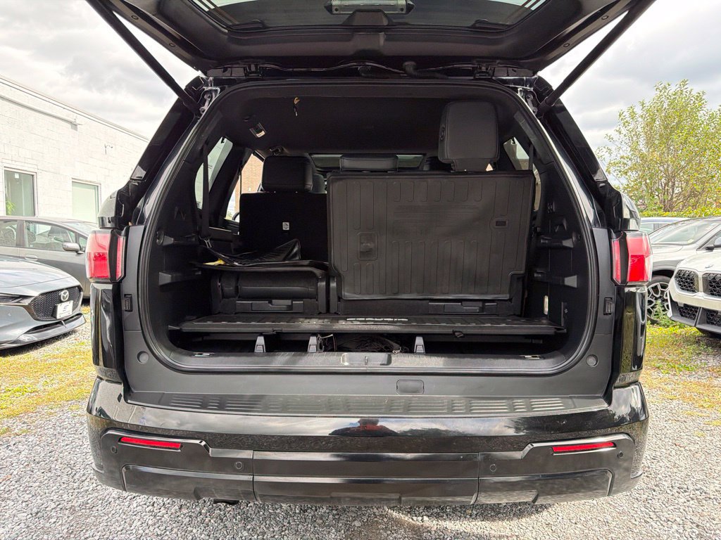 Used 2023 Toyota Sequoia Platinum AWD/4WD image 14