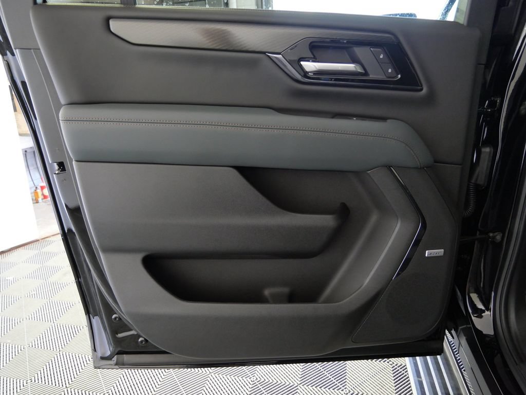 New 2026 GMC Yukon XL AT4 w/ AT4 Premium Package AWD/4WD image 14