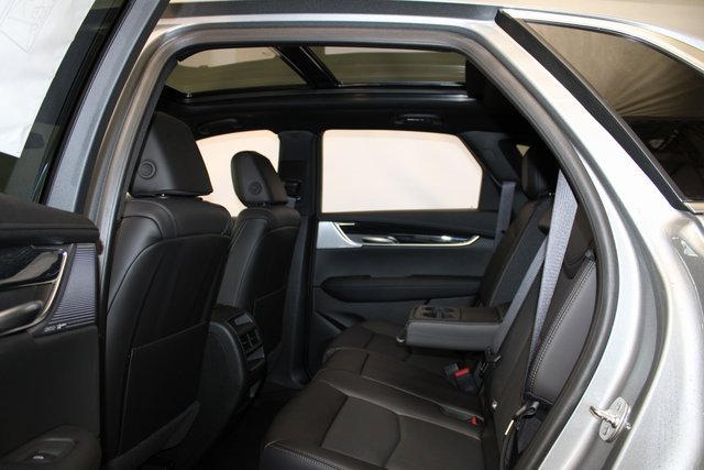 New 2025 Cadillac XT5 Premium Luxury w/ LPO, Floor Liner Package image 8