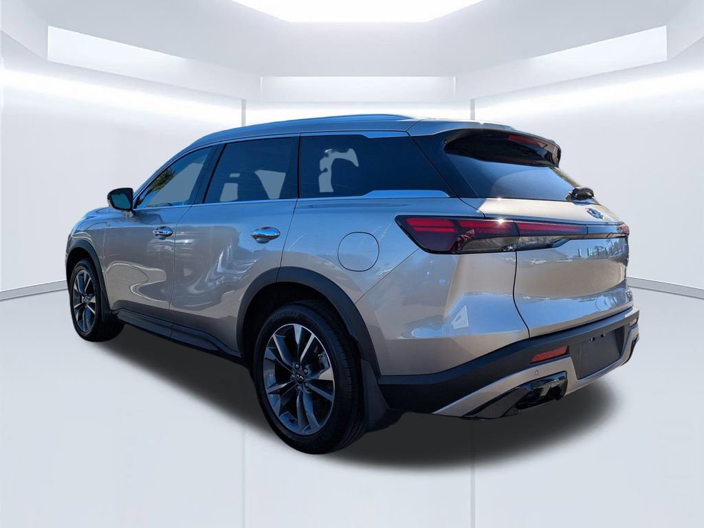Certified 2025 INFINITI QX60 Luxe image 6