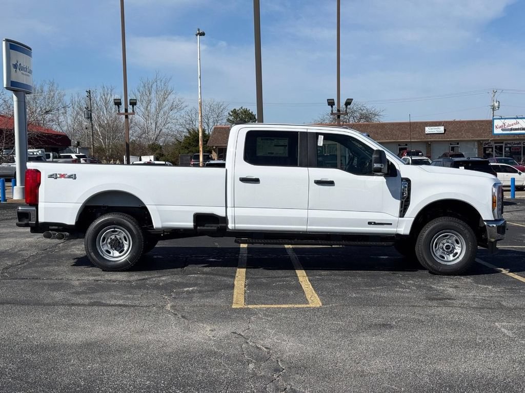 New 2026 Ford F350 XL w/ XL Chrome Package AWD/4WD image 2