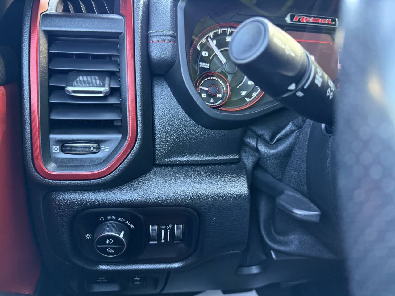 Used 2019 RAM 1500 Rebel w/ Rebel Level 2 Equipment Group AWD/4WD image 20