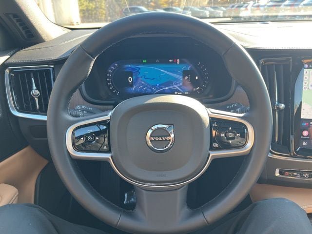 Certified 2025 Volvo V90 B6 Cross Country Ultra AWD/4WD image 30