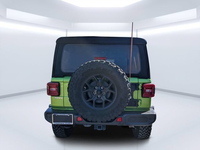 Used 2019 Jeep Wrangler Unlimited Sahara AWD/4WD image 4