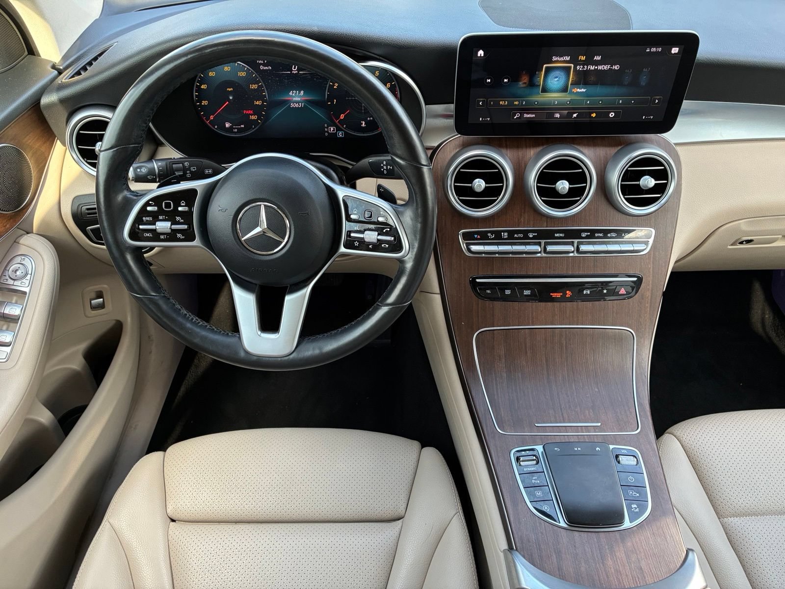 Used 2022 Mercedes-Benz GLC 300 4MATIC w/ Premium Package Lite image 19
